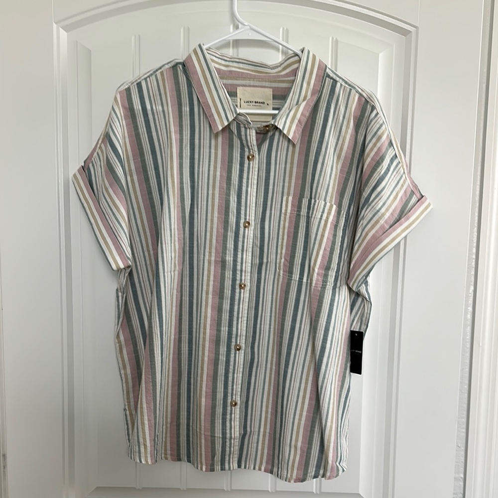 NWT Lucky Brand Striped Short Sleeve Lightweight Button Down Shirt